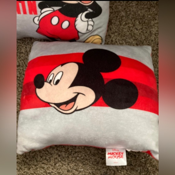 Lot of two Disney Mickey Mouse Pillows - Picture 5 of 5